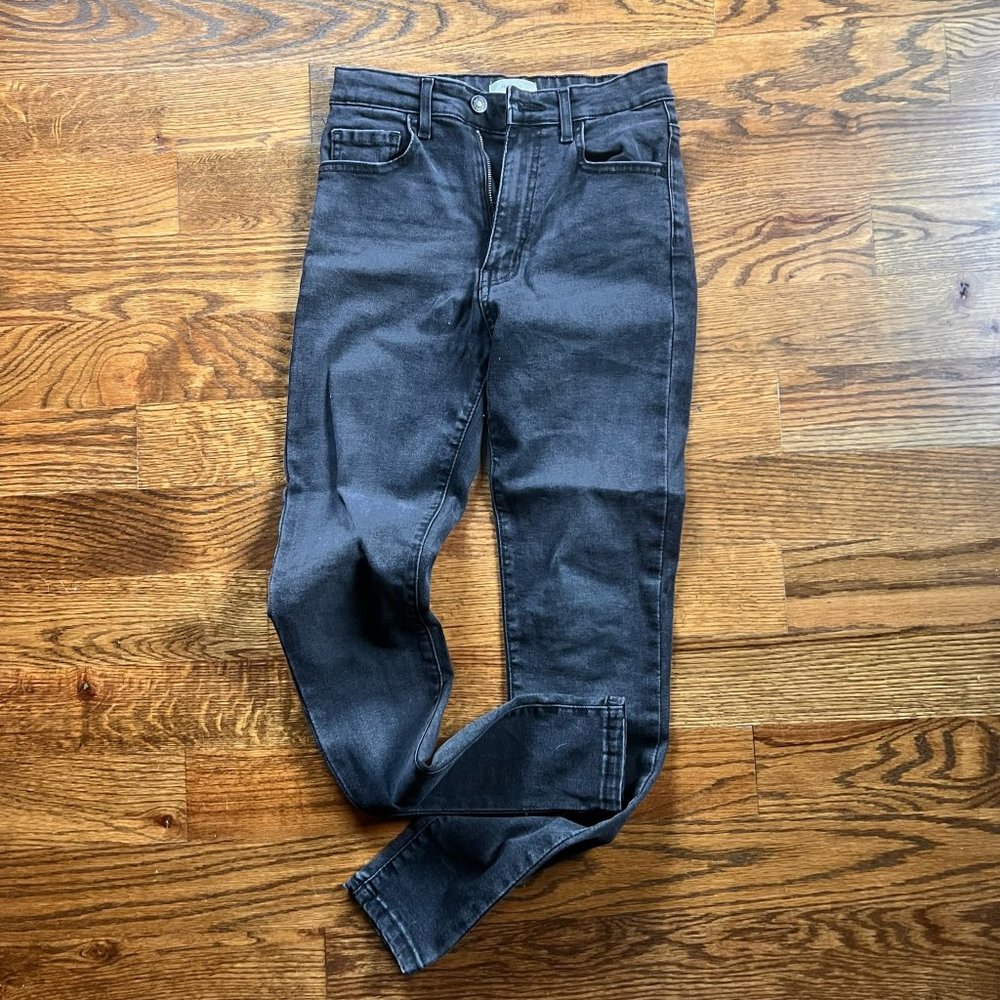Forever 21 EUC Faded Black Skinny Jeggings Sz 26